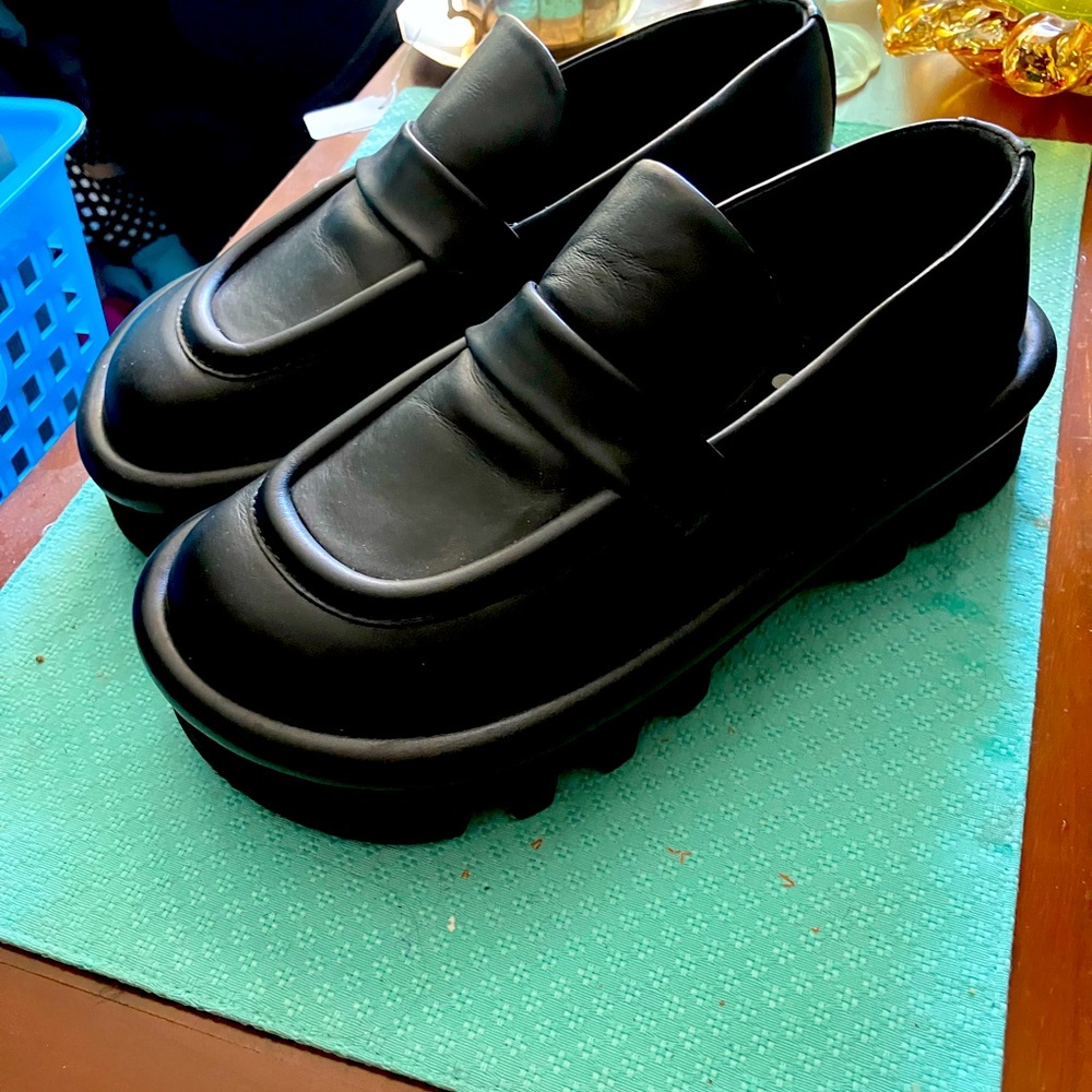 JW Anderson Lug Sole Loafers Sz 9 - Picture 2 of 2
